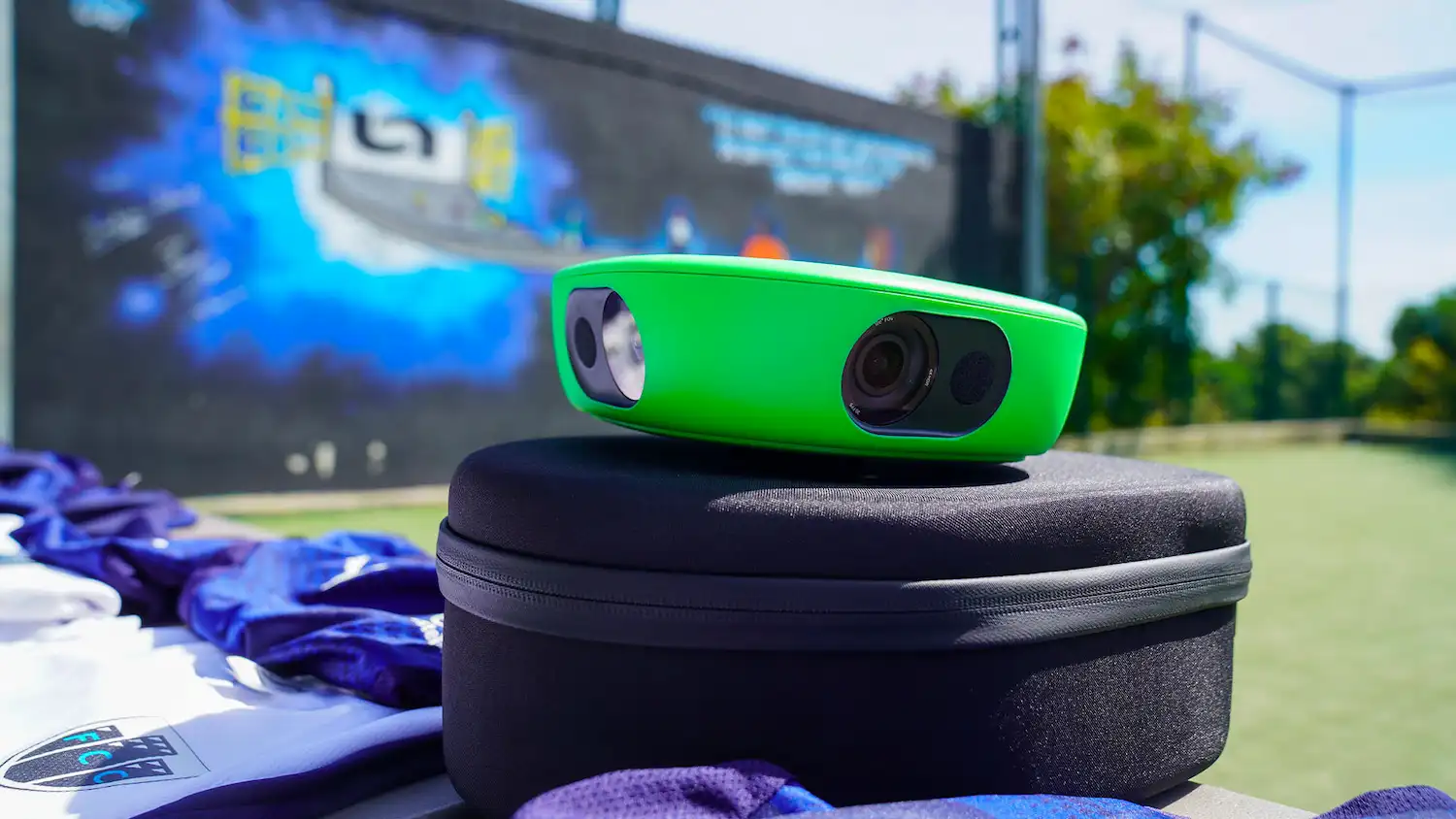 Photo de la veo offerte par l'OM au FCC